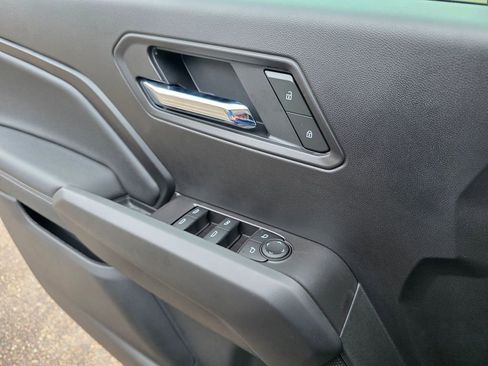 New 2025 Chevrolet Colorado LT w/ LT Convenience Package RWD image 10