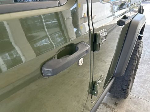 Used 2021 Jeep Wrangler Unlimited Sport image 17