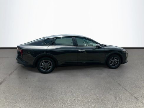New 2026 Kia K4 FWD image 7