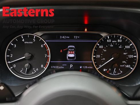 Used 2023 Nissan Rogue SV AWD/4WD image 21