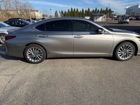 Certified 2021 Lexus ES 350 Luxury image 2