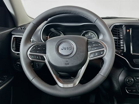 Used 2022 Jeep Cherokee Limited w/ Mopar Interior Package image 18