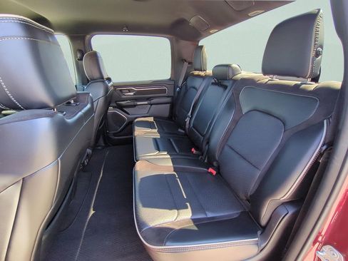 Used 2024 RAM 1500 Laramie image 12