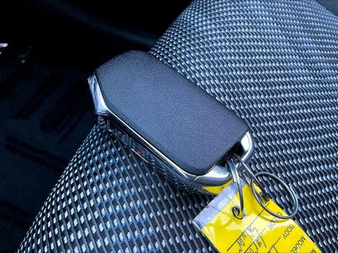 Certified 2023 Kia Seltos LX image 12