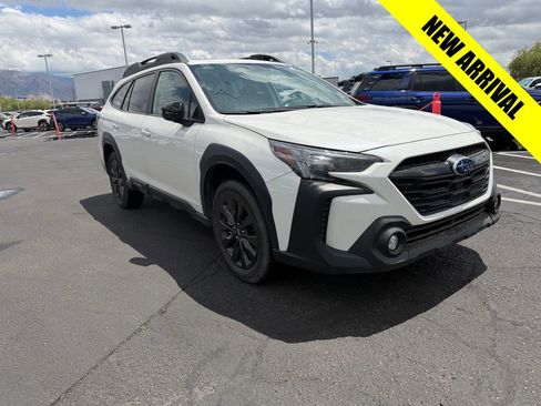 Used 2025 Subaru Outback Onyx Edition AWD/4WD image 1