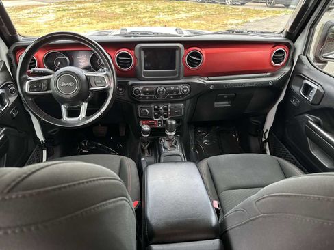 Used 2021 Jeep Wrangler Unlimited Rubicon AWD/4WD image 31