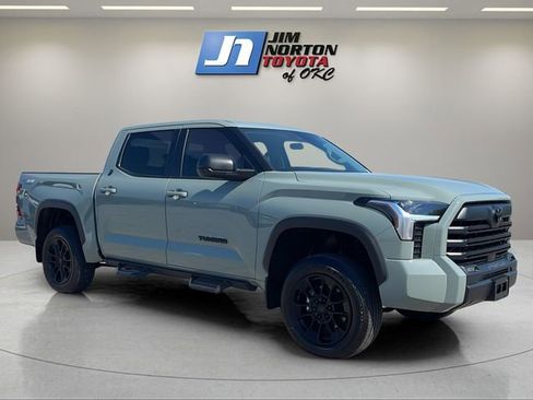 Used 2024 Toyota Tundra SR5 w/ SR5 Premium Package image 3