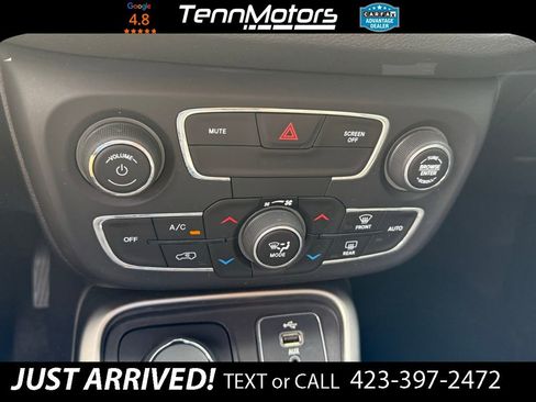 Used 2019 Jeep Compass Latitude w/ Popular Equipment Group AWD/4WD image 19