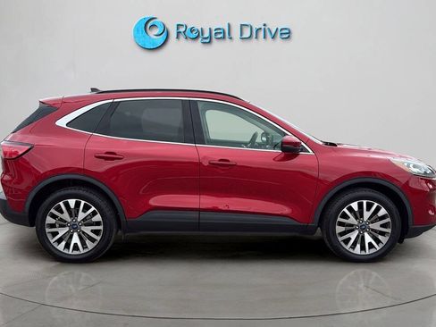 Used 2020 Ford Escape Titanium w/ Titanium Premium Package 2.0 AWD/4WD image 7