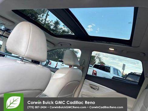 Used 2015 Nissan Murano Platinum w/ Platinum Technology Package AWD/4WD image 17