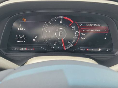 Used 2026 Cadillac CT4 Premium Luxury RWD image 12