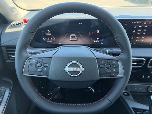 New 2026 Nissan Sentra SR w/ Floor Mat Package image 24