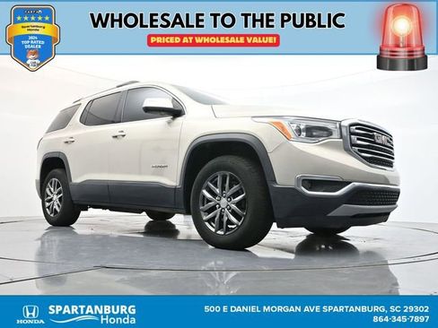 Used 2017 GMC Acadia SLE image 37