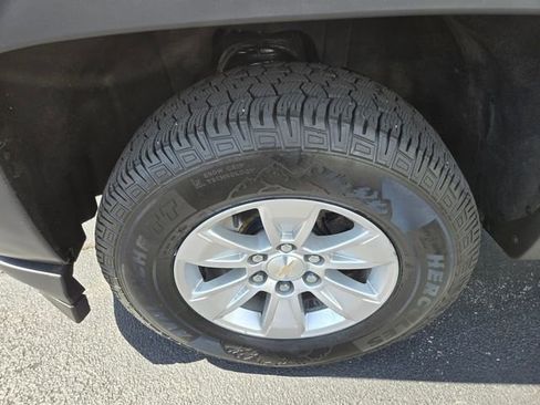 Used 2019 Chevrolet Silverado 1500 W/T w/ WT Convenience Package AWD/4WD image 24