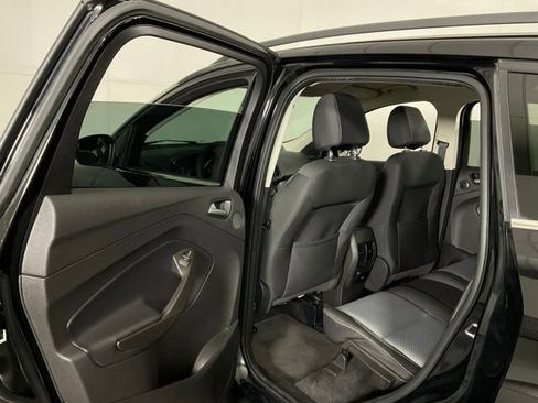 Used 2017 Ford Escape SE w/ Equipment Group 201A image 34