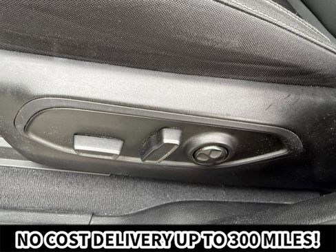 Used 2023 Jeep Grand Cherokee Laredo w/ Luxury Tech Group I AWD/4WD image 18
