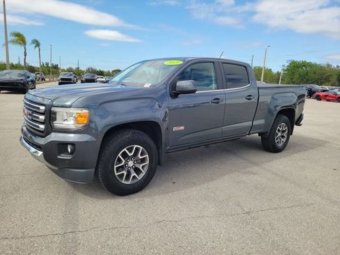 Used 2015 GMC Canyon SLE w/ All-Terrain Package image 2
