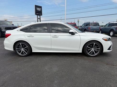Used 2024 Honda Civic Touring image 8