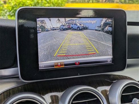 Used 2018 Mercedes-Benz C 300 4MATIC Sedan image 15