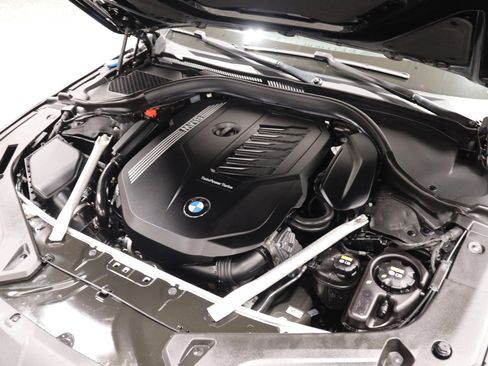 Used 2021 BMW 840i xDrive Coupe w/ M Sport Package image 16