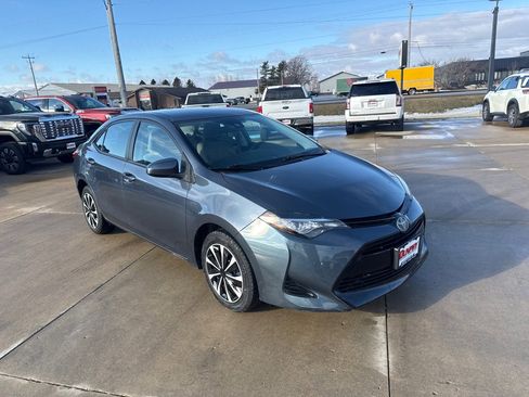 Used 2017 Toyota Corolla L image 7