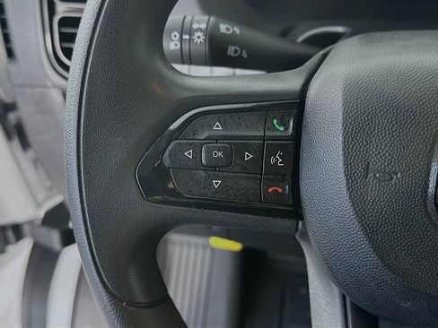 Used 2025 RAM ProMaster 2500 w/ U-Haul Equipment Group FWD image 22