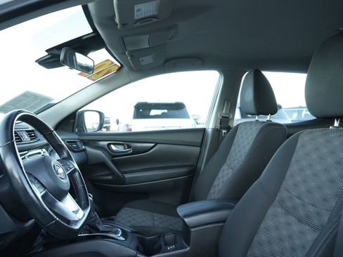 Used 2020 Nissan Rogue Sport SV w/ All-Weather Package image 23