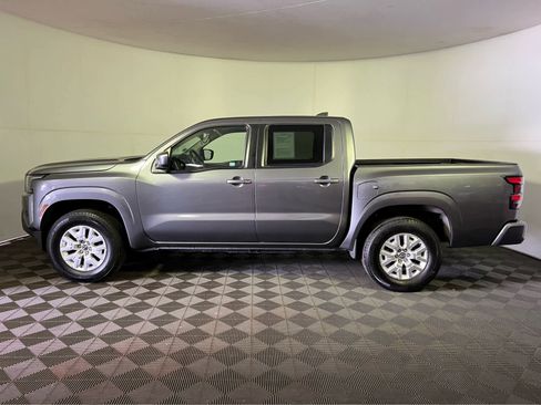 Certified 2022 Nissan Frontier SV image 4