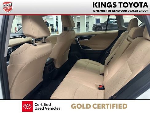 Certified 2022 Toyota RAV4 XLE image 22