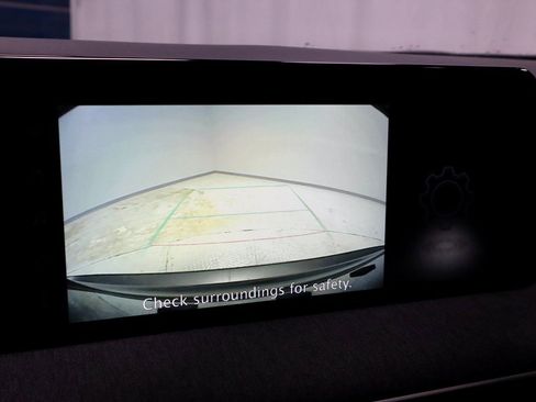 Used 2025 Nissan Kicks SV image 2