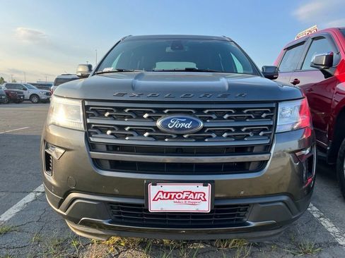 Used 2018 Ford Explorer XLT w/ Equipment Group 202A AWD/4WD image 1