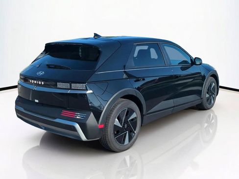 New 2026 Hyundai Ioniq 5 SE RWD image 5