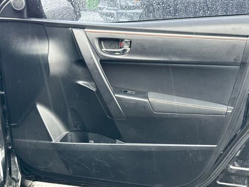 Used 2014 Toyota Corolla LE image 21