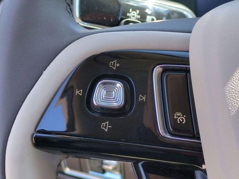 Certified 2023 Lincoln Corsair AWD w/ Equipment Group 101A image 19