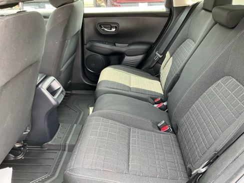 Used 2024 Honda HR-V LX image 15