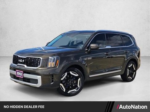 Used 2024 Kia Telluride EX w/ EX Captain's Chair Package FWD image 1