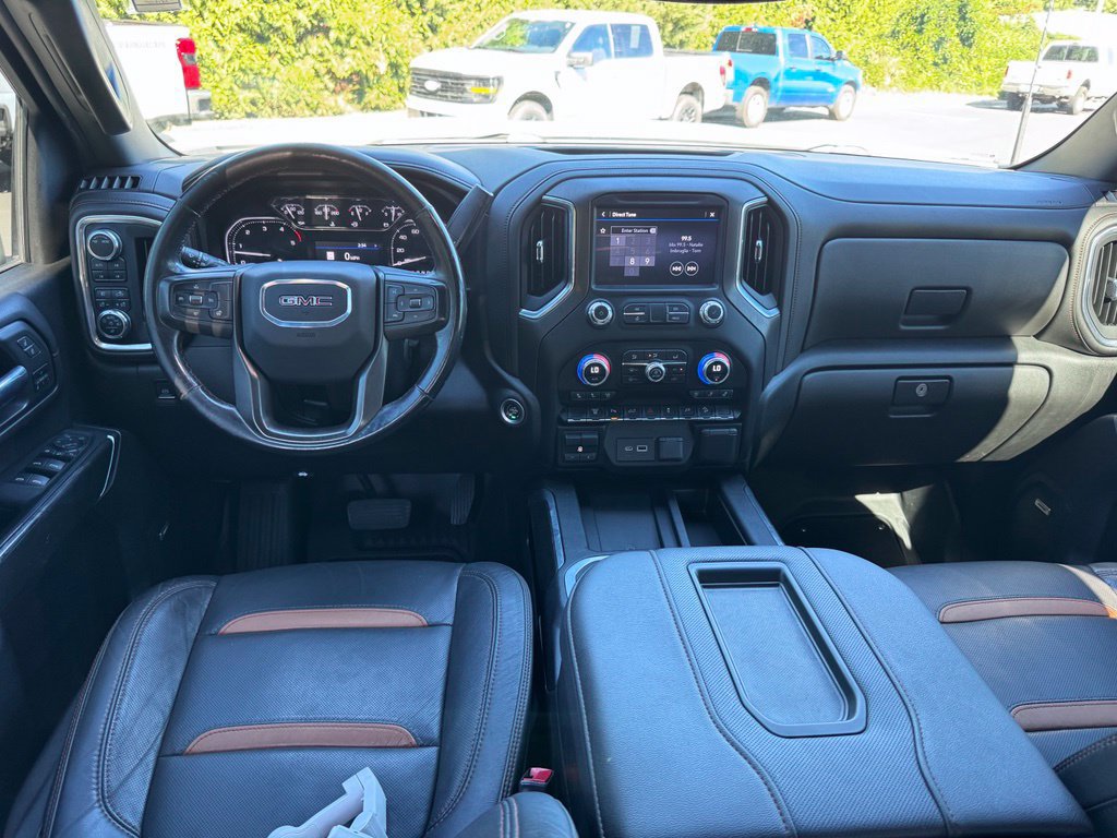 Used 2022 GMC Sierra 2500 AT4 w/ AT4 Preferred Package AWD/4WD image 5