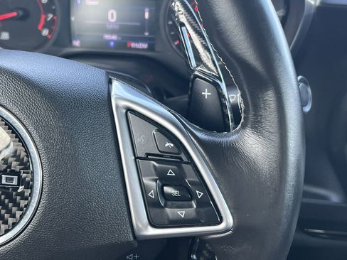 Used 2020 Chevrolet Camaro LT image 10