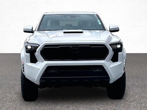 Used 2025 Toyota Tacoma TRD Sport w/ TRD Sport Premium Package AWD/4WD image 3