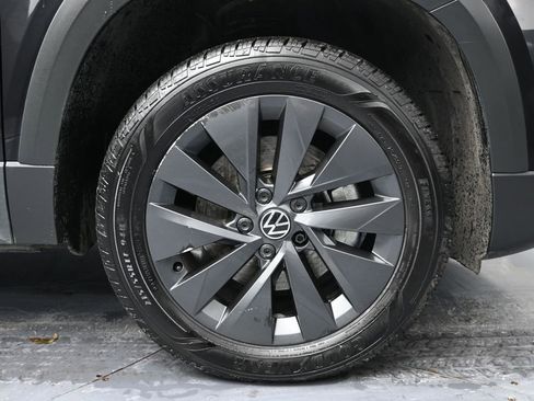 Used 2023 Volkswagen Taos S image 14