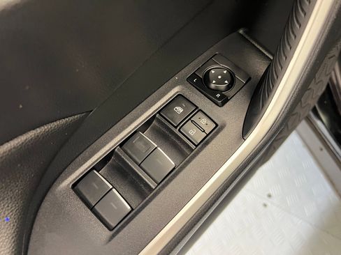 Used 2023 Toyota RAV4 XLE Premium image 24