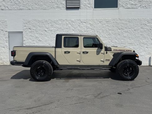 Used 2020 Jeep Gladiator Rubicon AWD/4WD image 7
