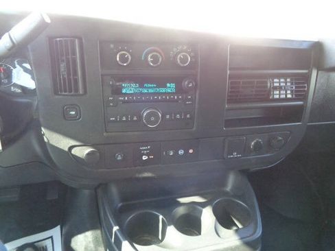 Used 2021 Chevrolet Express 2500 w/ Communications Package RWD image 15