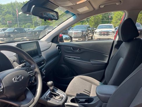 Used 2023 Hyundai Kona SEL FWD image 20