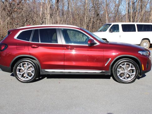 Used 2023 BMW X3 xDrive30i w/ Premium Package image 10