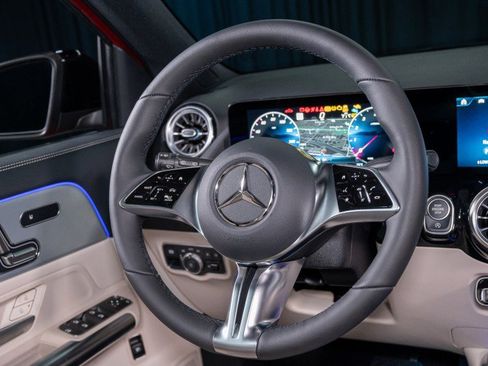 New 2026 Mercedes-Benz GLA 250 image 16