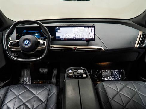 Used 2022 BMW iX xDrive50 w/ Sport Package image 5