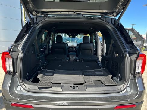Used 2025 Ford Explorer ST AWD/4WD image 24