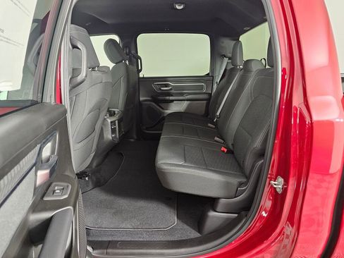 New 2026 RAM 1500 Big Horn w/ Sport Appearance Package AWD/4WD image 33