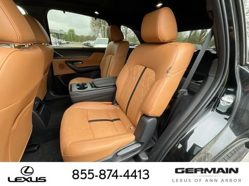 Used 2025 MAZDA CX-90 3.3 Turbo S w/ Premium Plus AWD/4WD image 13